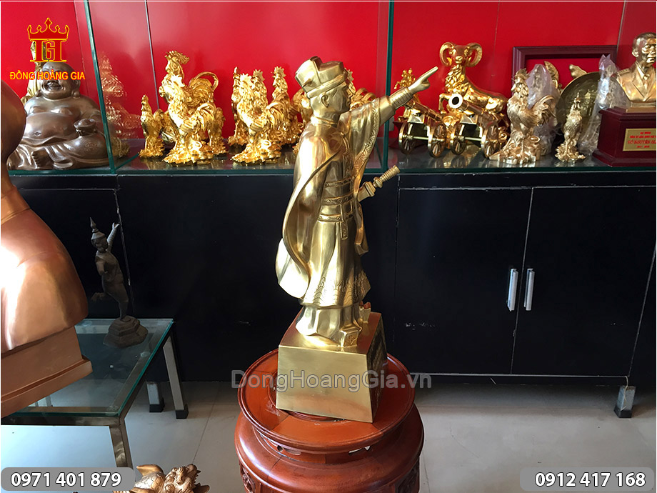 tượng đồng lý thường kiệt